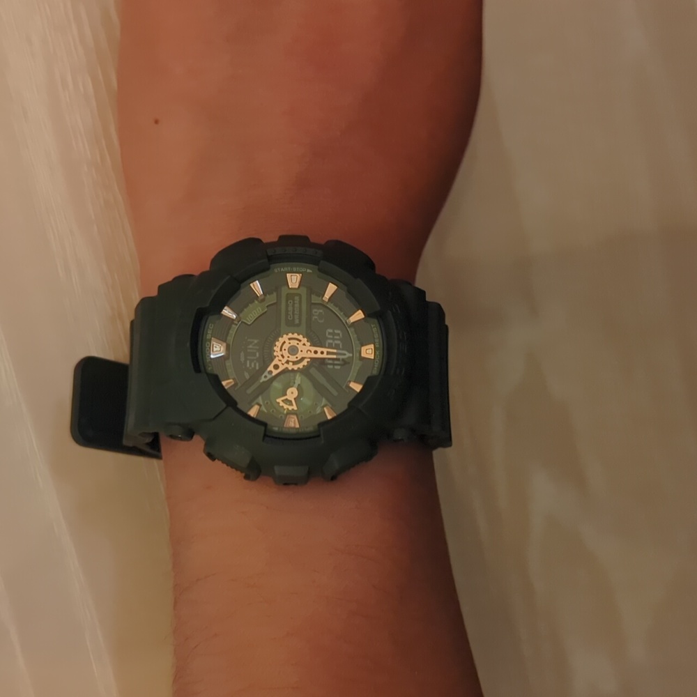 Like new Casio g shock tough watch